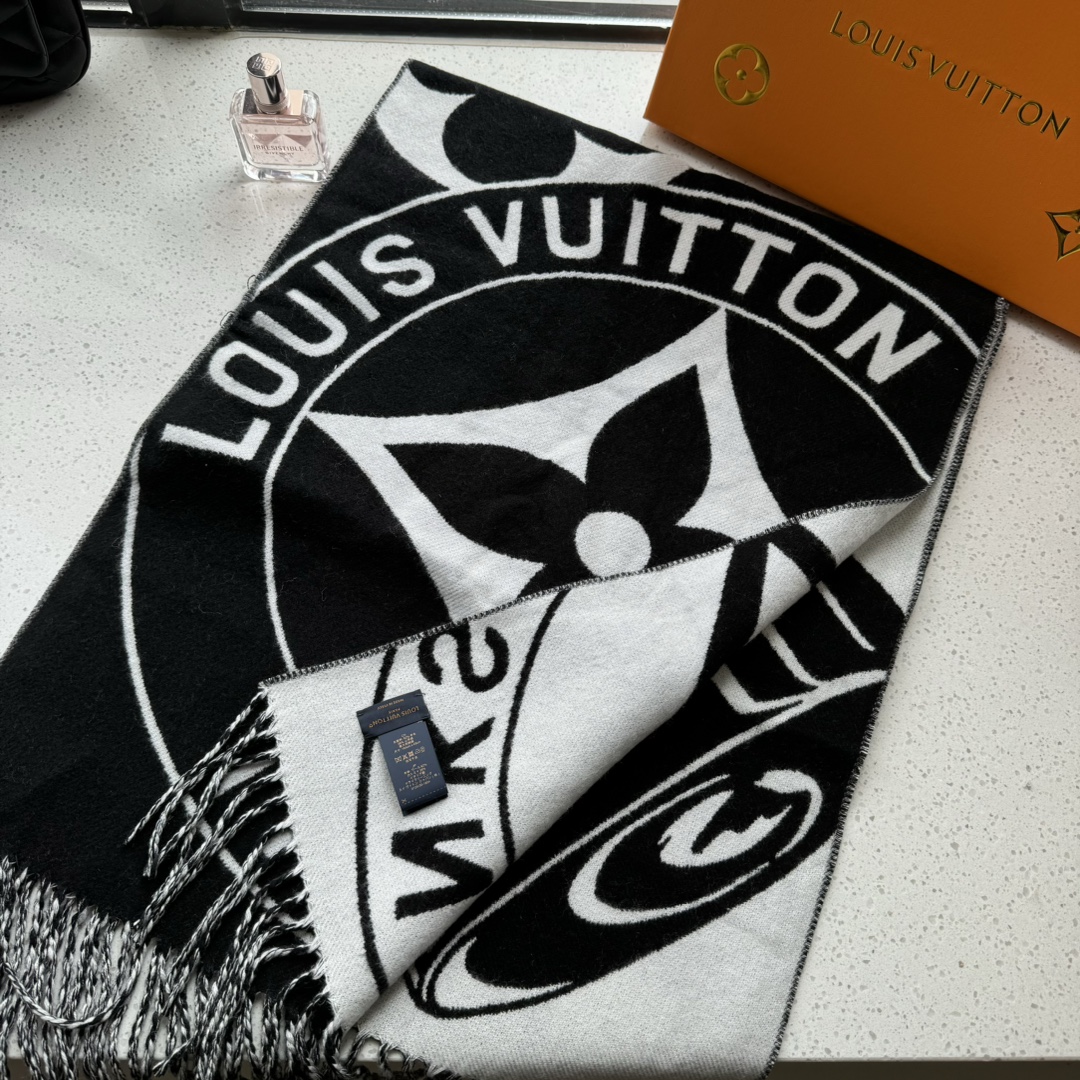 LV Lock And Keys Scarves